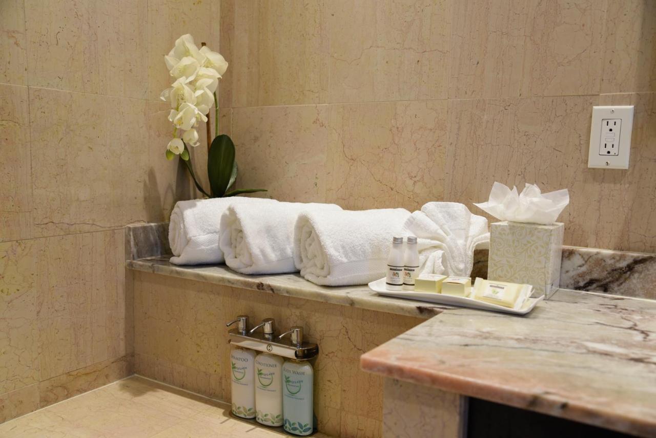 Princess Heights Luxury Condo Hotel Oyster Pond Eksteriør bilde